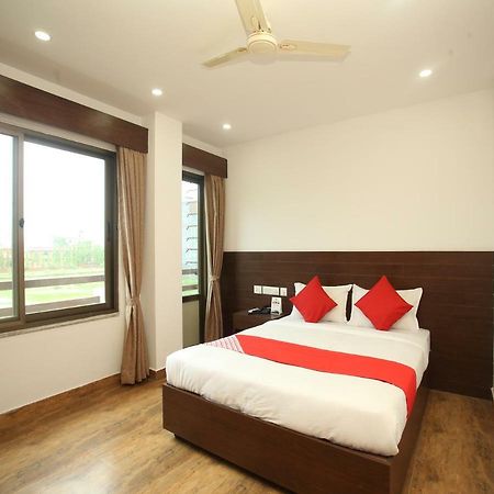 Oyo 525 Hotel Aloka Inn Rummindei Екстериор снимка