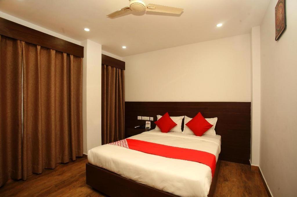 Oyo 525 Hotel Aloka Inn Rummindei Екстериор снимка