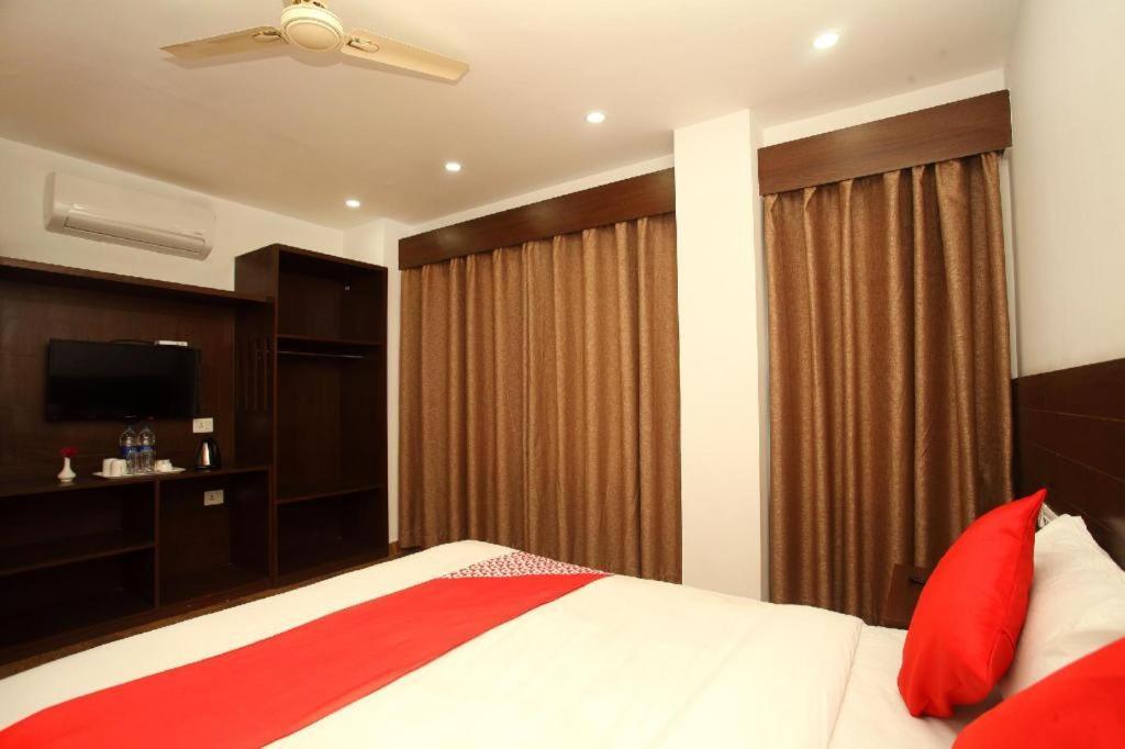 Oyo 525 Hotel Aloka Inn Rummindei Екстериор снимка