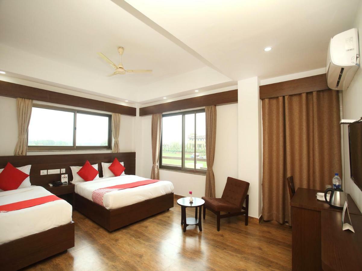 Oyo 525 Hotel Aloka Inn Rummindei Екстериор снимка