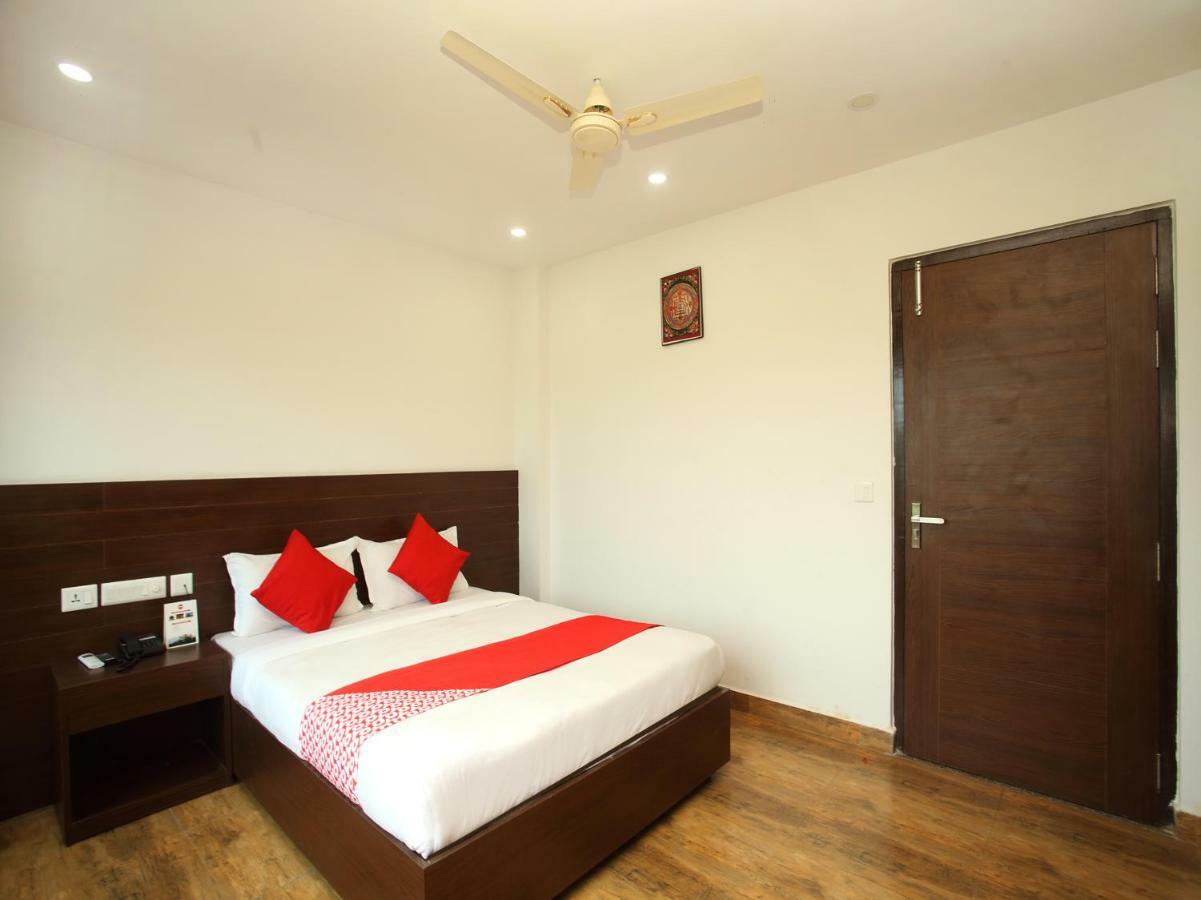 Oyo 525 Hotel Aloka Inn Rummindei Екстериор снимка