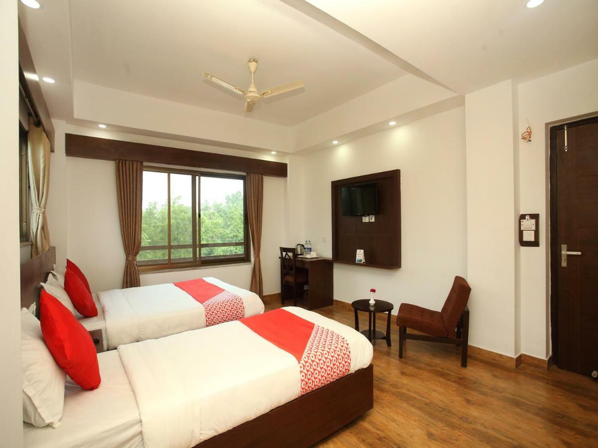 Oyo 525 Hotel Aloka Inn Rummindei Екстериор снимка